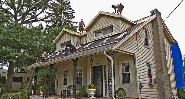 Best Emergency Roof Repair  in Las Flores, CA